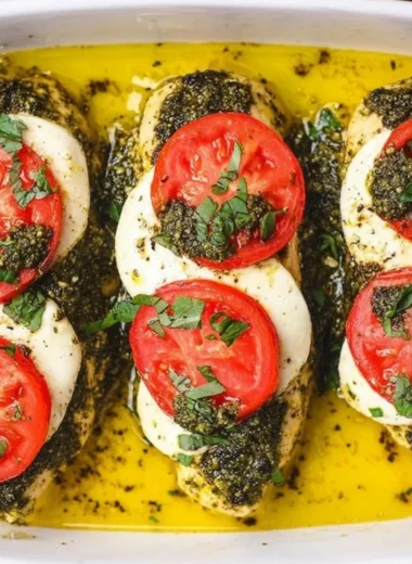 Basil pesto chicken bake with tomatoes and mozzarella cheese