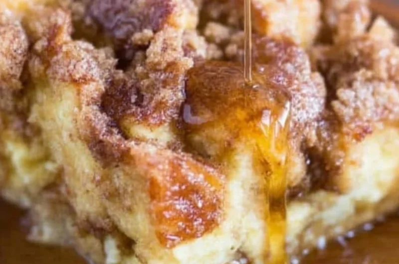Delicious easy French toast bake recipe ready to serve at brunch.