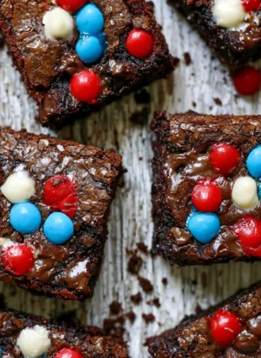 Delicious ultimate easy brownies fresh out of the oven