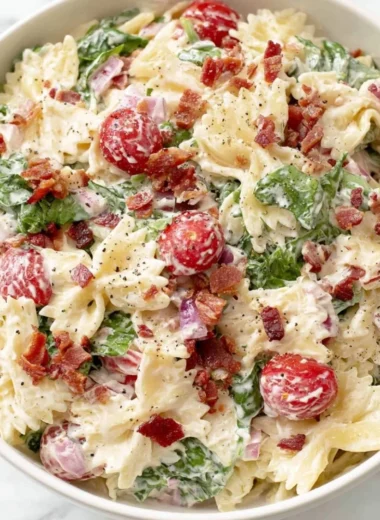 Delicious BLT Pasta Salad with bacon, lettuce, and tomato
