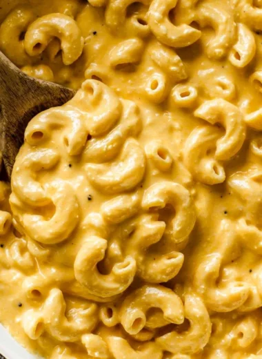 Delicious Cottage Cheese Mac and Cheese in a bowl topped with herbs